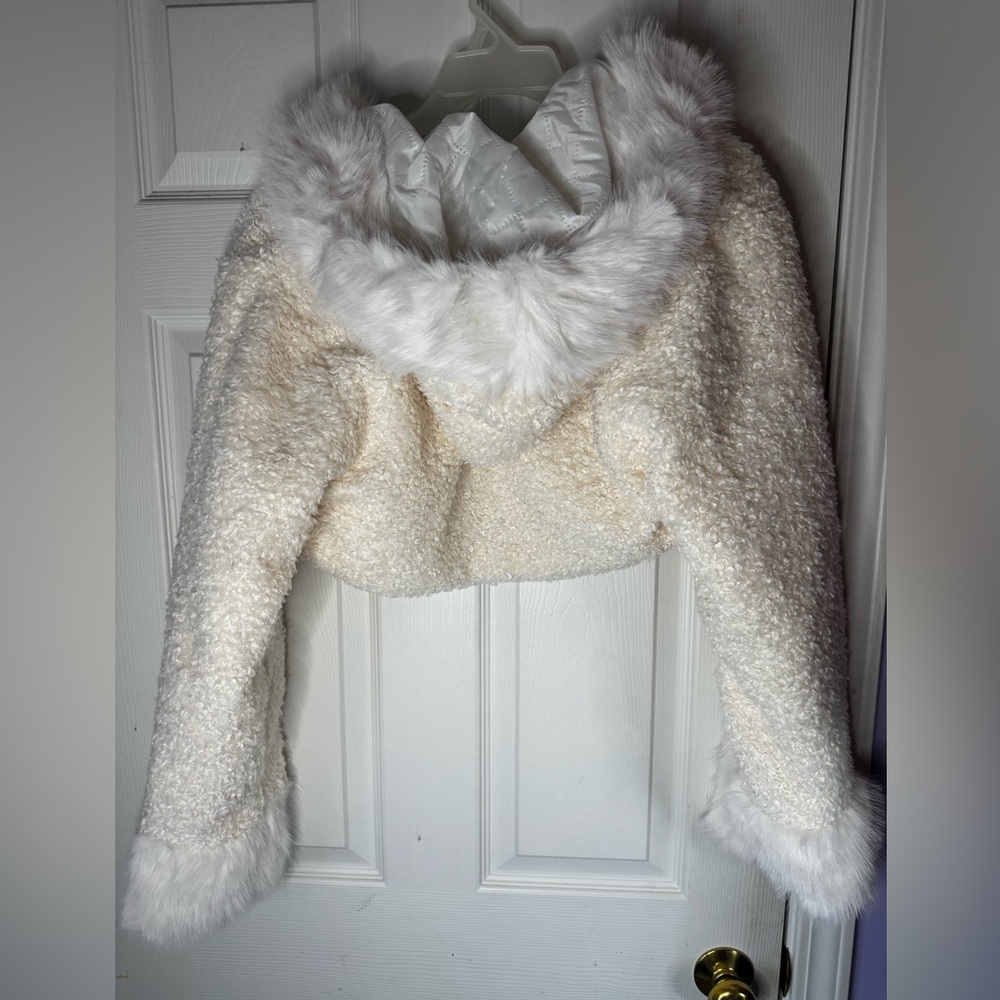 Dianara White Cropped Jacket - image 6